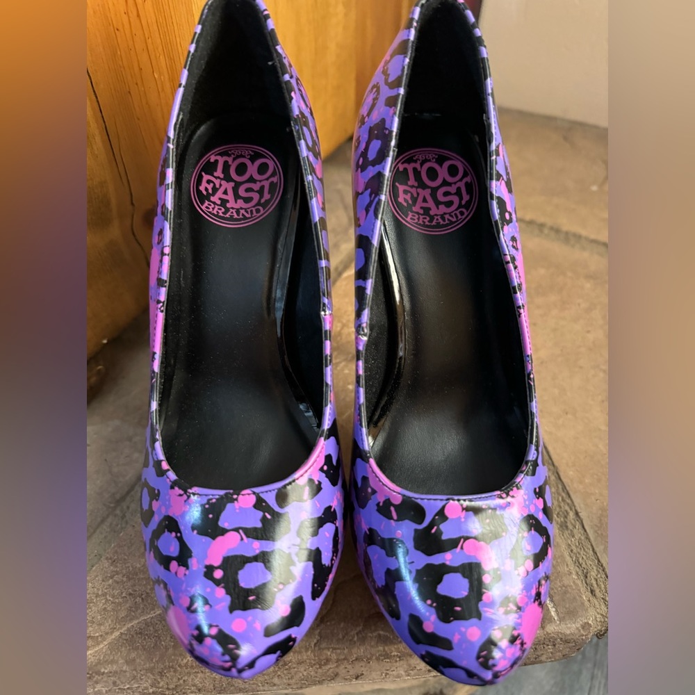 Women’s platform heels
